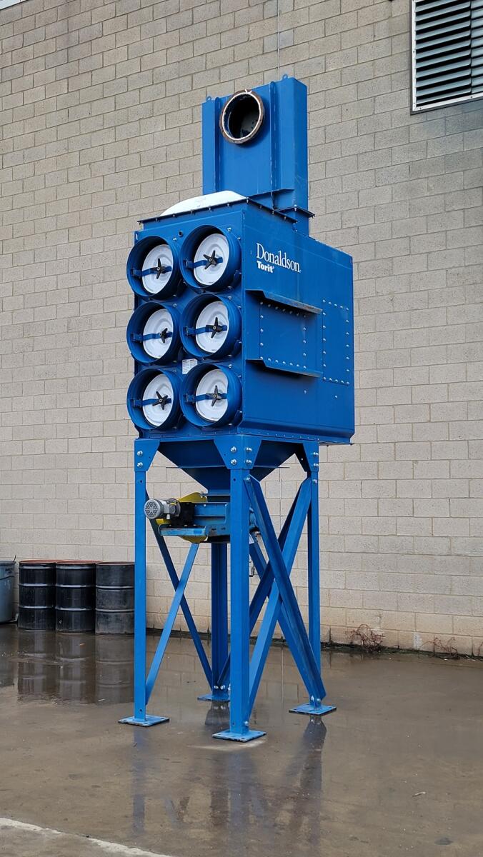 Additional image #1 for 4,000 cfm Donaldson Torit #DFE3-6 Cartridge Dust Collector